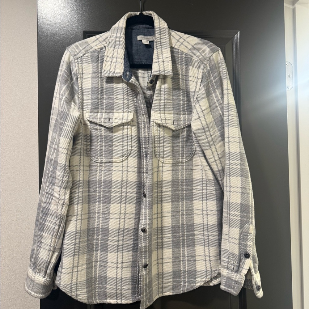 Outerknown Blanket Shirt M/L in half light little boxes